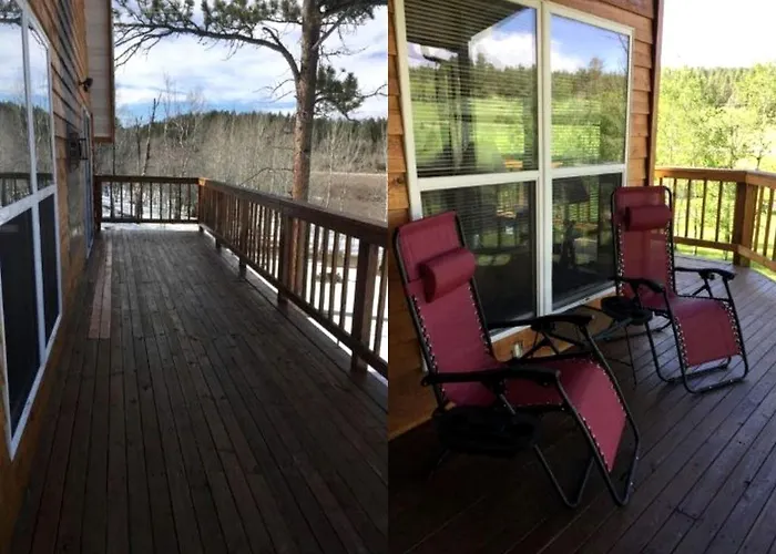 Rustic Pet-friendly With Private Deck Near Newcastle, Wyoming *